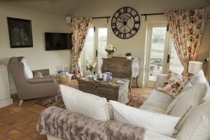 ellerton cottage one 21.jpg